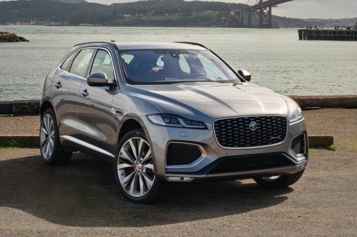 Jaguar F pace